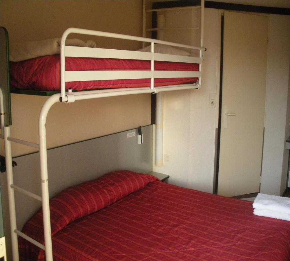 Premiere Classe Evreux Ngoại thất bức ảnh A bunk bed